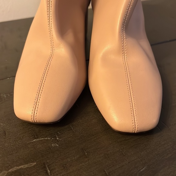 Cream faux leather booties H&M NWOT - Picture 4 of 7
